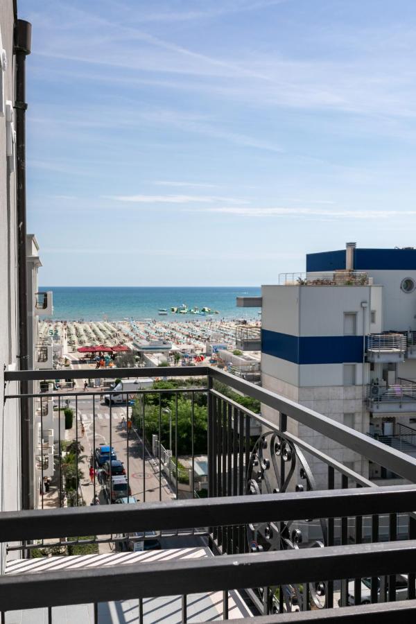 Hotel Quisisana Римини Экстерьер фото